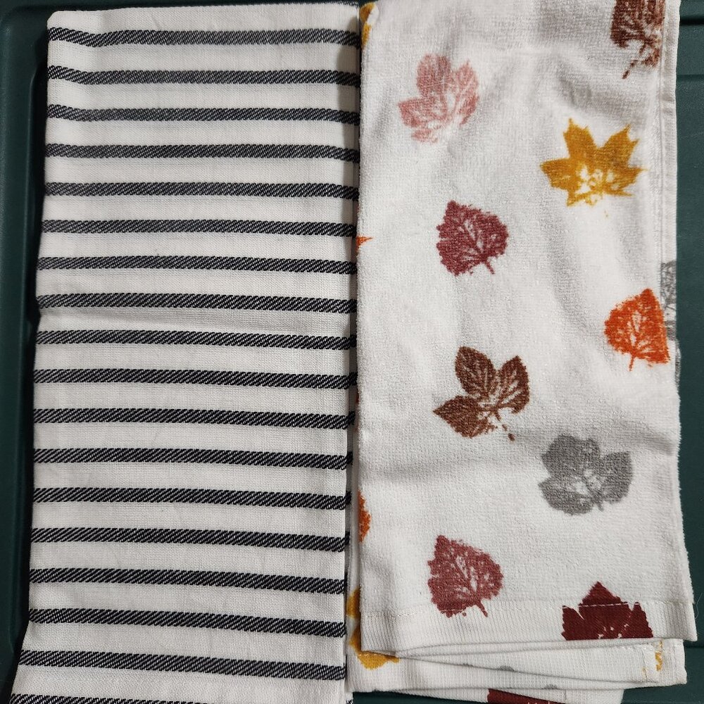 Set of (2) NEW, Never Used Dish Towels